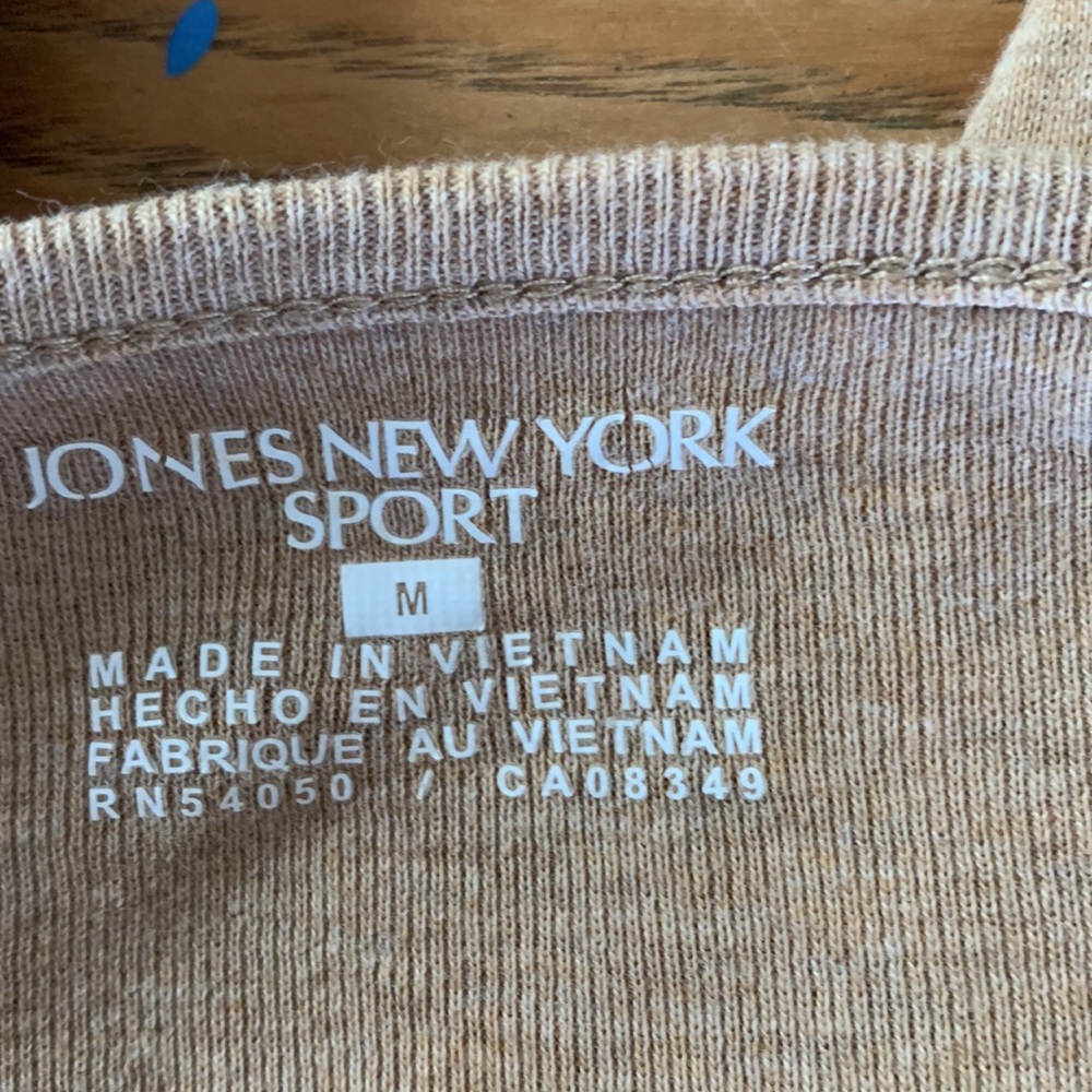 Sweater - Picture 3 of 3